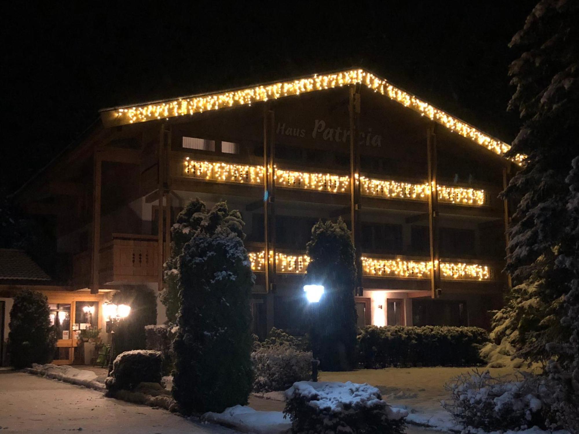 Haus Patricia Hotel Lofer Eksteriør billede