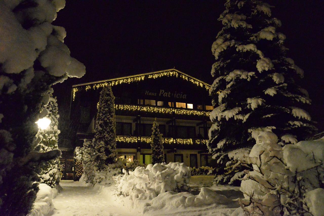 Haus Patricia Hotel Lofer Eksteriør billede